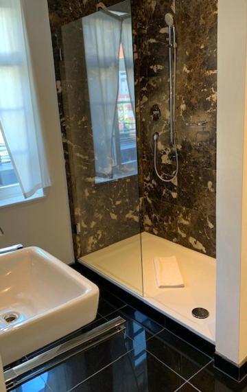 Weinhotel Eltvinum Eltville am Rhein Eksteriør billede